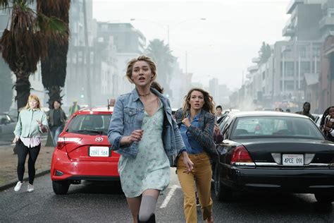 Watch La Brea on GoStream .